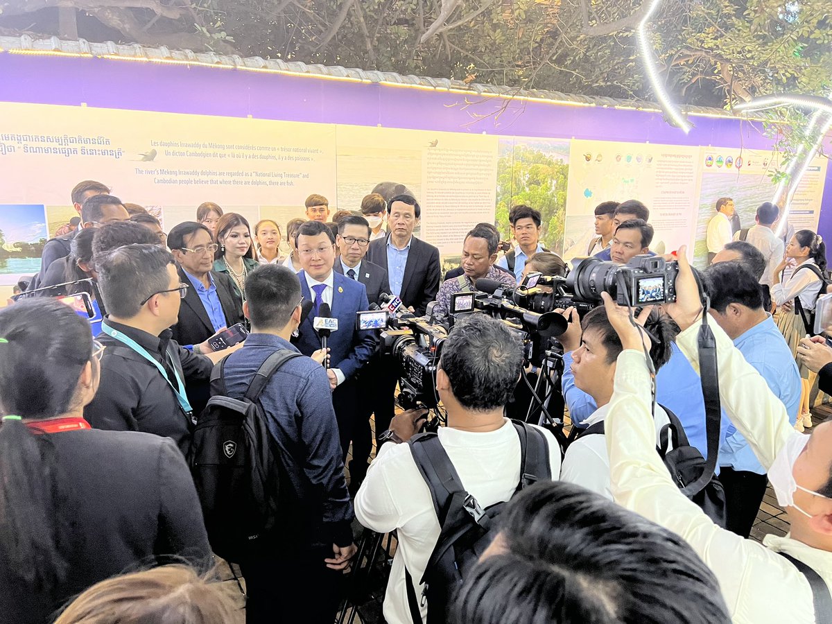 Today, a 30-day Dolphin’s Photos exhibition is launched by H.E. Dith Tina, Minister of MAFF, attended by &gt;100 participants. It aims to raise awareness about river dolphins, their roles in ecosystem, threats, and effort to protect the species. #MAFF #WWFCambodia