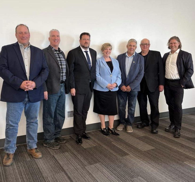 Glen Simard tweet media