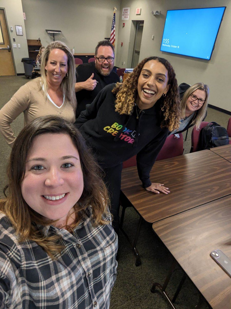 Trish Hinchman tweet media