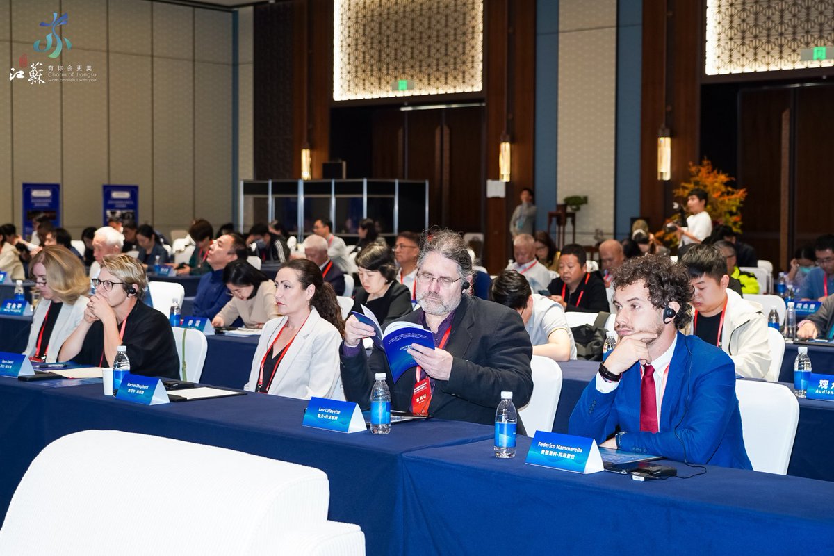 VisitJiangsu's tweet photo. Themed Forum on Heritage Protection and Sustainable Development of Ancient Cities and Towns Under the Background of Cultural and Tourism Integration kicked off October 18 in Suzhou, Jiangsu.
Share your opinion on the topic with us in the comments! #CultureJS #JSCulturalHeritage https://t.co/5fDn2IMf5p
