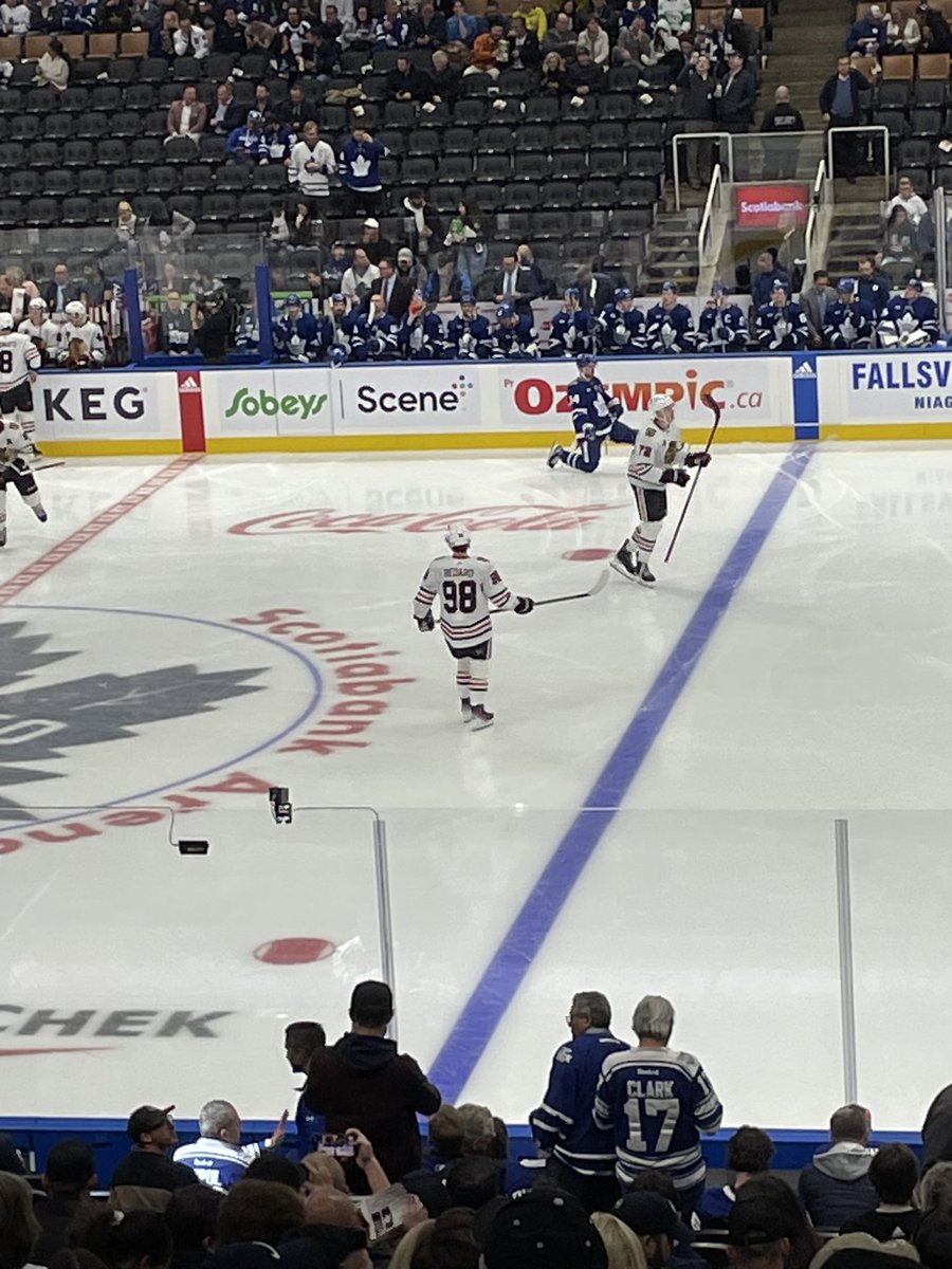 PlattenSwag30's tweet photo. Fun seeing Bedard in #toronto Monday night 🏒 #mapleleafs #blackhawks #bedard https://t.co/g0nMWHRYqS