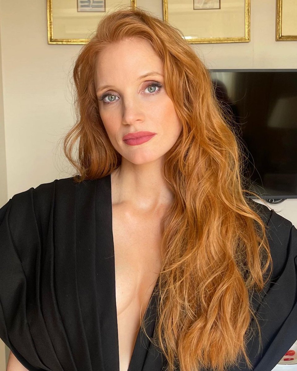 bestofchastains's tweet image. 