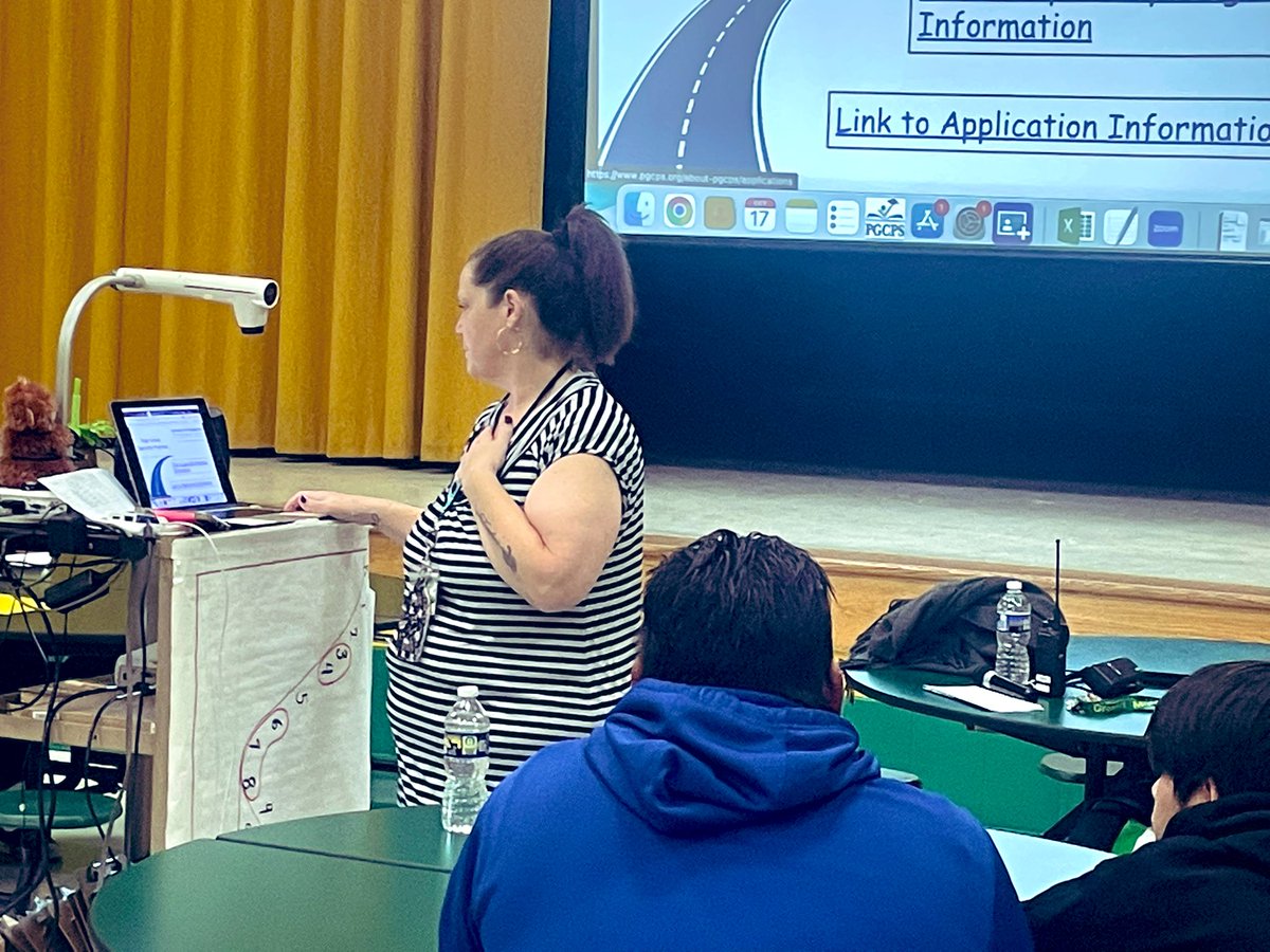 MrsCFButler's tweet photo. Our 8th grade families have a lot to consider in the next few months and I’m glad we could assist them in making informed decisions about their childrens high school career. #InnerState24 #PGCPS @PGCPSSpecialty #BEARIngGreatness @PeaGms https://t.co/gIJCtKyP62