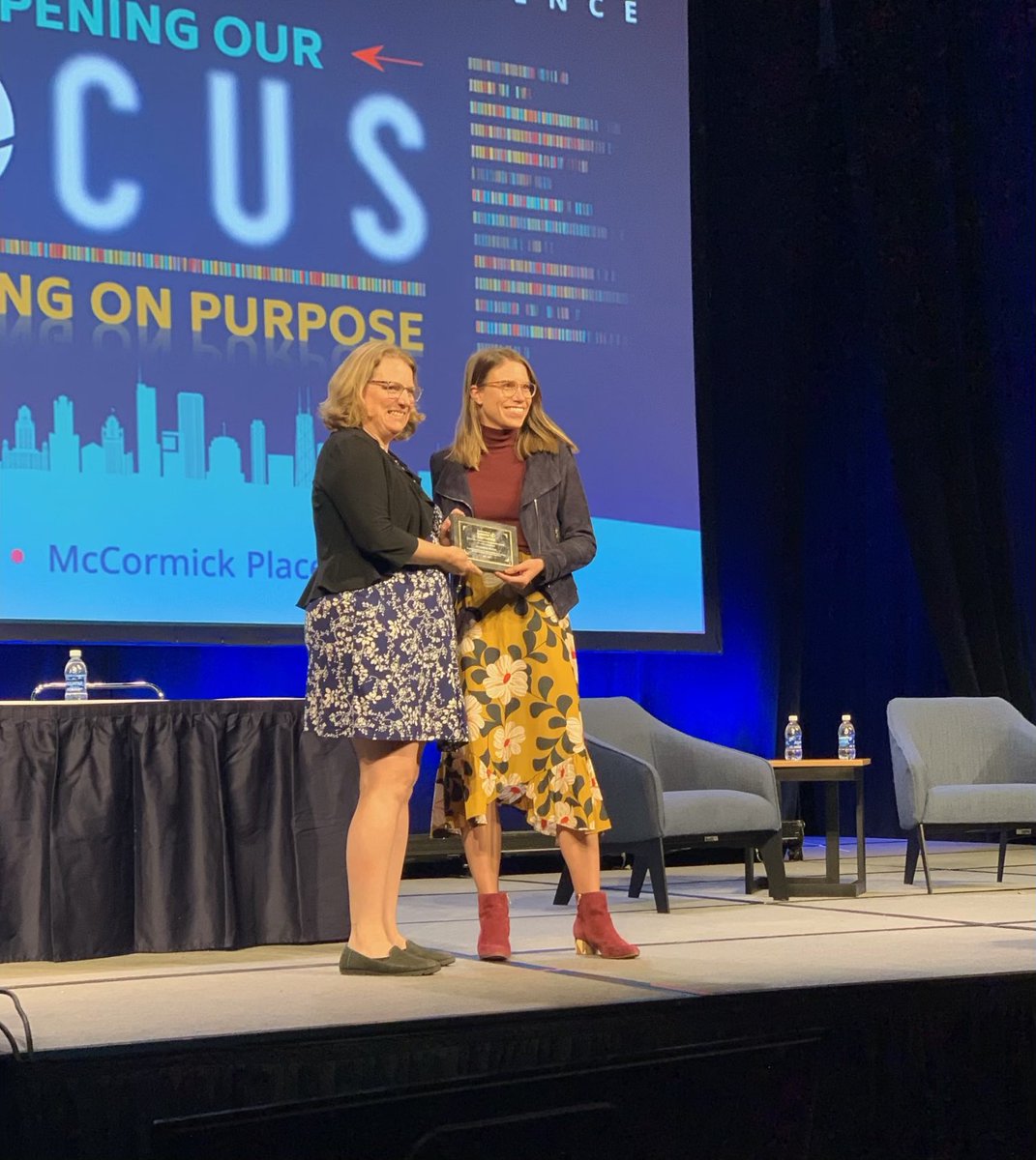 Congrats Kari! I was honored to nominate & present Kari Branham with the NSGCares Community Engagement Award - well deserved! Thank you for being a role model for ocular genetic counselors across the country 👏👁️🧬 #GeneChat #NSGC23