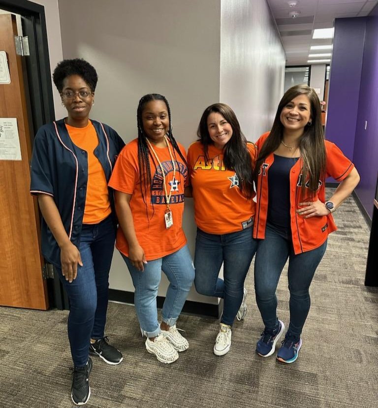 When an Astros game lands on Unity Day, it's a plus! 🧡 #UnityDay @HumbleISD_CBS Counselors showing off their support to Astros and standing against bullies! ✊️ #BullyingPreventionMonth