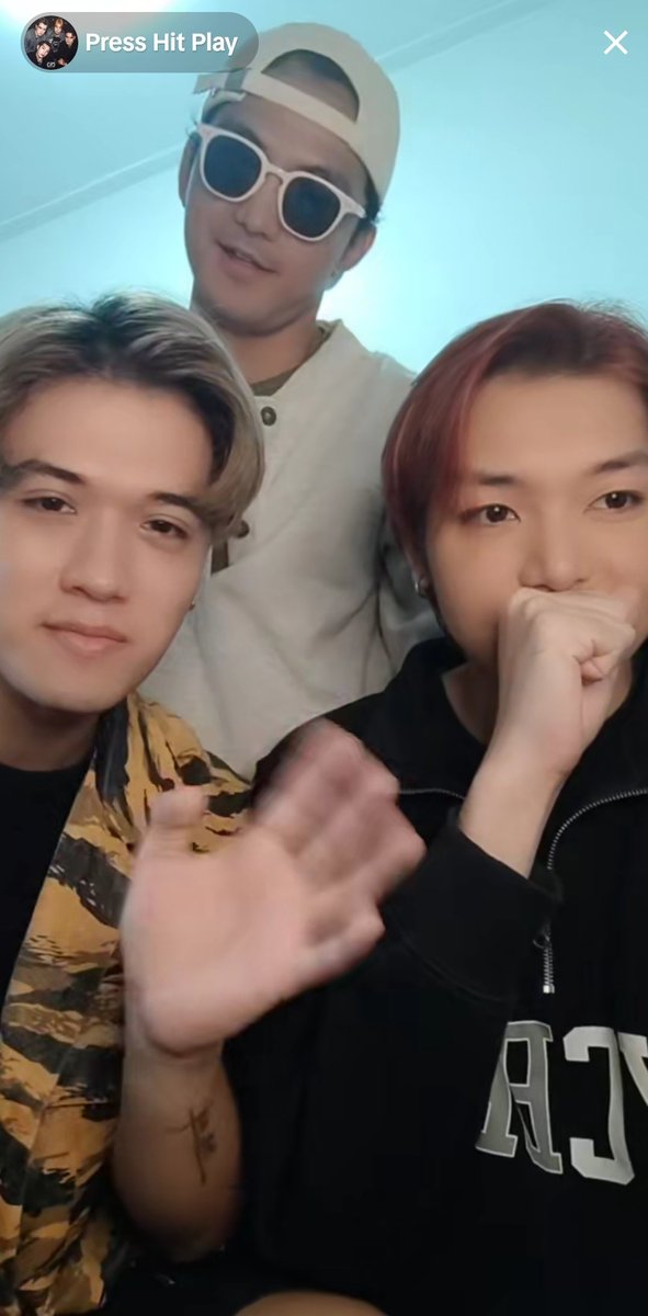 ari_PHP19's tweet image. Humabol while working huhu. Today is the the day!

BRAND NEW BY PHP
#PHP_BrandNew_OutNow 
#PHP_BrandNew
#Press_Hit_Play #PHP