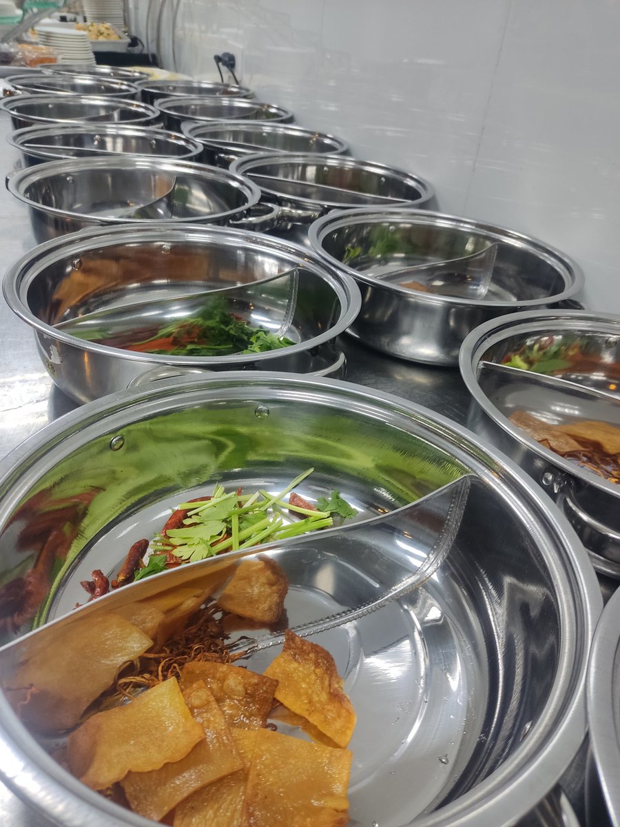 chivienx's tweet photo. ✨Lẩu
✨Chef Duy Mạnh (◠‿・)—☆
#hotpot #homemadenoodle
#yummy #food #recipes #platingideas #chefvienx #mlem #ngon #BrandedFeatures https://t.co/YUdjQsMIoT