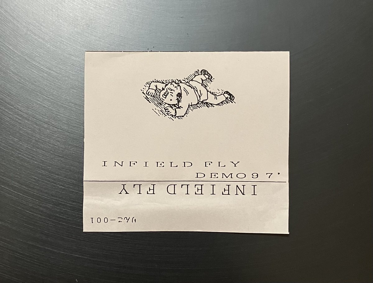 Top_40_Age's tweet photo. #382 puli (にInfield Flyのデモテープを添えて)
いつかのライブ会場で購入。
#マーチャンダイズ記録シリーズ #puli #3p3b #PAPILLON #InfieldFly #SkinnyDip #デモテープ https://t.co/1tVSO24I98