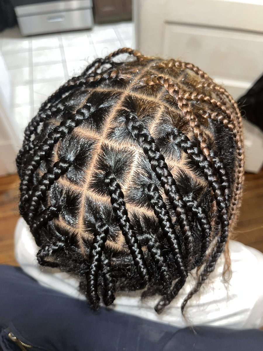 😍 men’s box braids!! 202-866-8031 text to book your next appointment! #dmv #dmvbraider #menshairstyles #SmallBusiness #supportsmallbusiness #blackbusiness