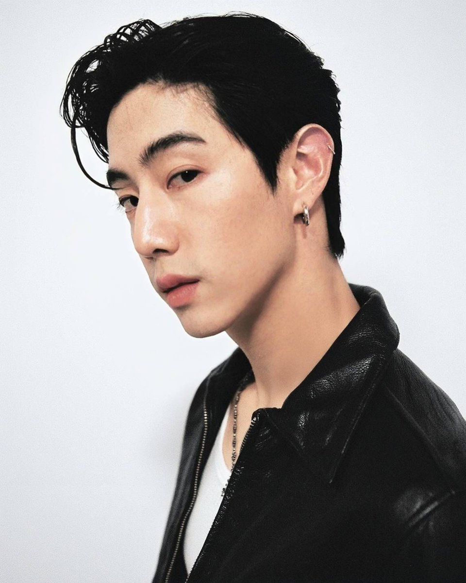 93mini93's tweet photo. เทรนกันจ้า ผ่านไป ผ่านมา ฝากรีด้วยจ้า

Fallin' DIGITAL EP By Mark Tuan
#FallinEP_PhotoTeaser1 https://t.co/X3ks88CPcW