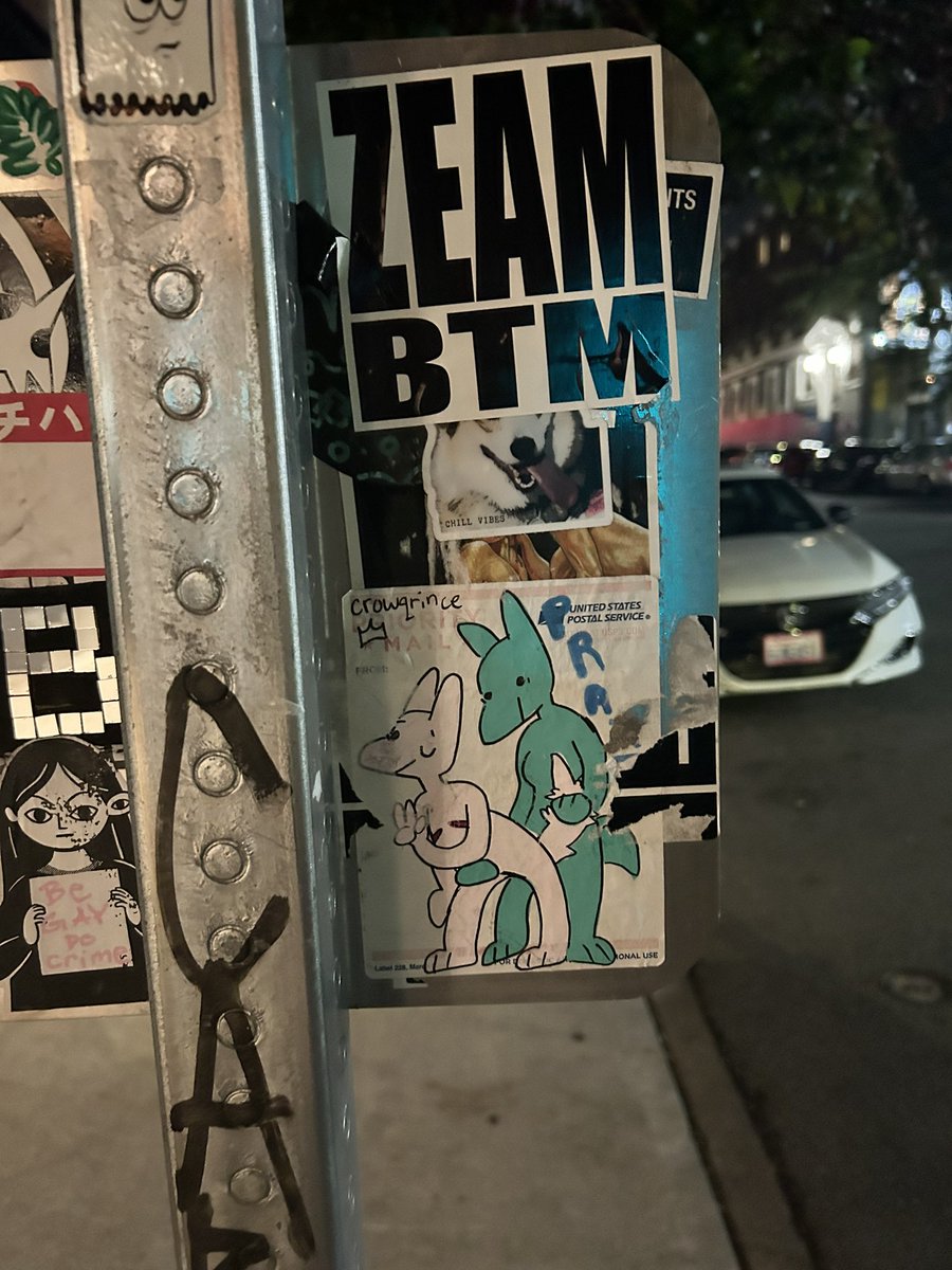 CapHill Street Art tweet media