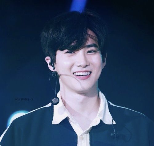 kjmcontent's tweet photo. He looks good when he's happy. I want his happiness to last forever. 🩵🩵🩵 

 #SUHO #수호 https://t.co/GOb1F45Jx5