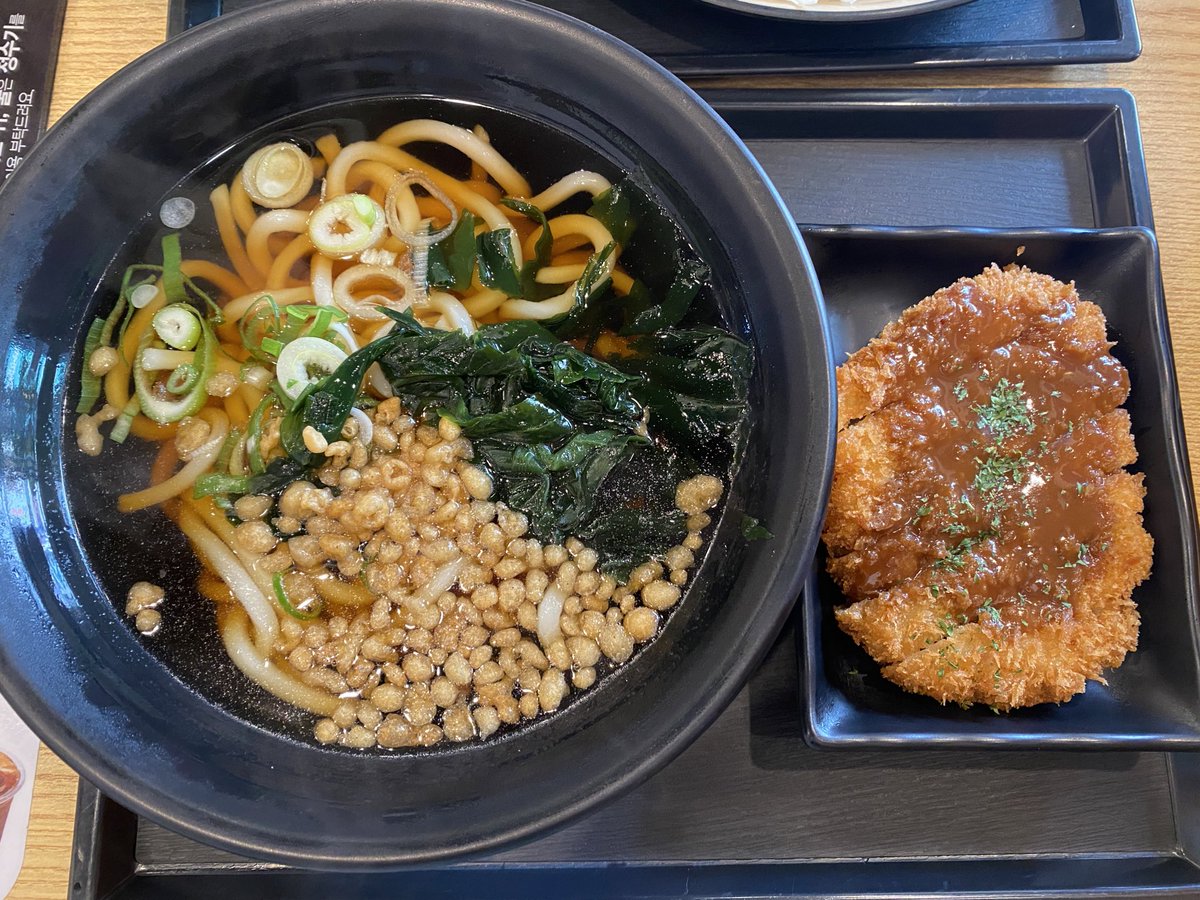 안하던짓, 요즘 먹는 사진만 올리는 이느낌?
먹는게 남는거라 그런가??😂 체력이 딸려요~