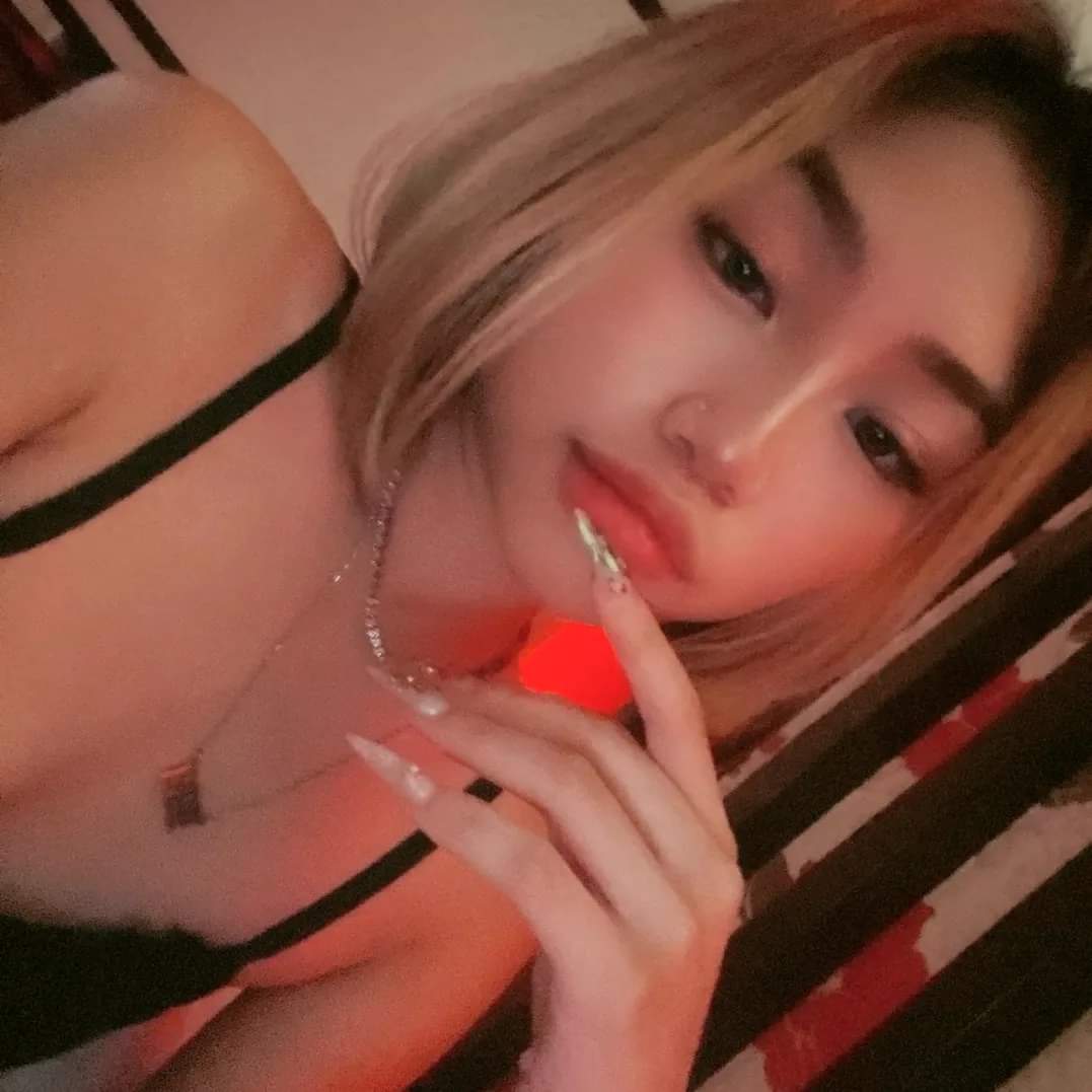 cocainaaaaax's tweet photo. Tap ❤️ to see my finger vids https://t.co/Pv5822Dl6y
