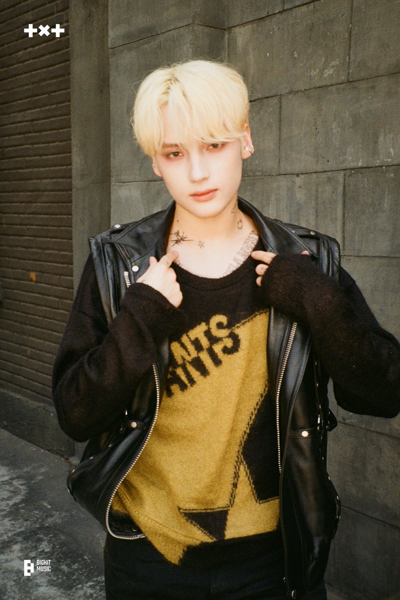 Hueningkai_Py's tweet photo. 📸 | IMÁGENES 

#HUENINGKAI | 'Chasing That Feeling' MV Photo Sketch

#휴닝카이 #HUENINGKAI #4thGenDiamondMaknae #TOMORROW_X_TOGETHER #TXT #MOA @TXT_bighit @TXT_members

✿⁠ https://t.co/gMwnFtfAsv