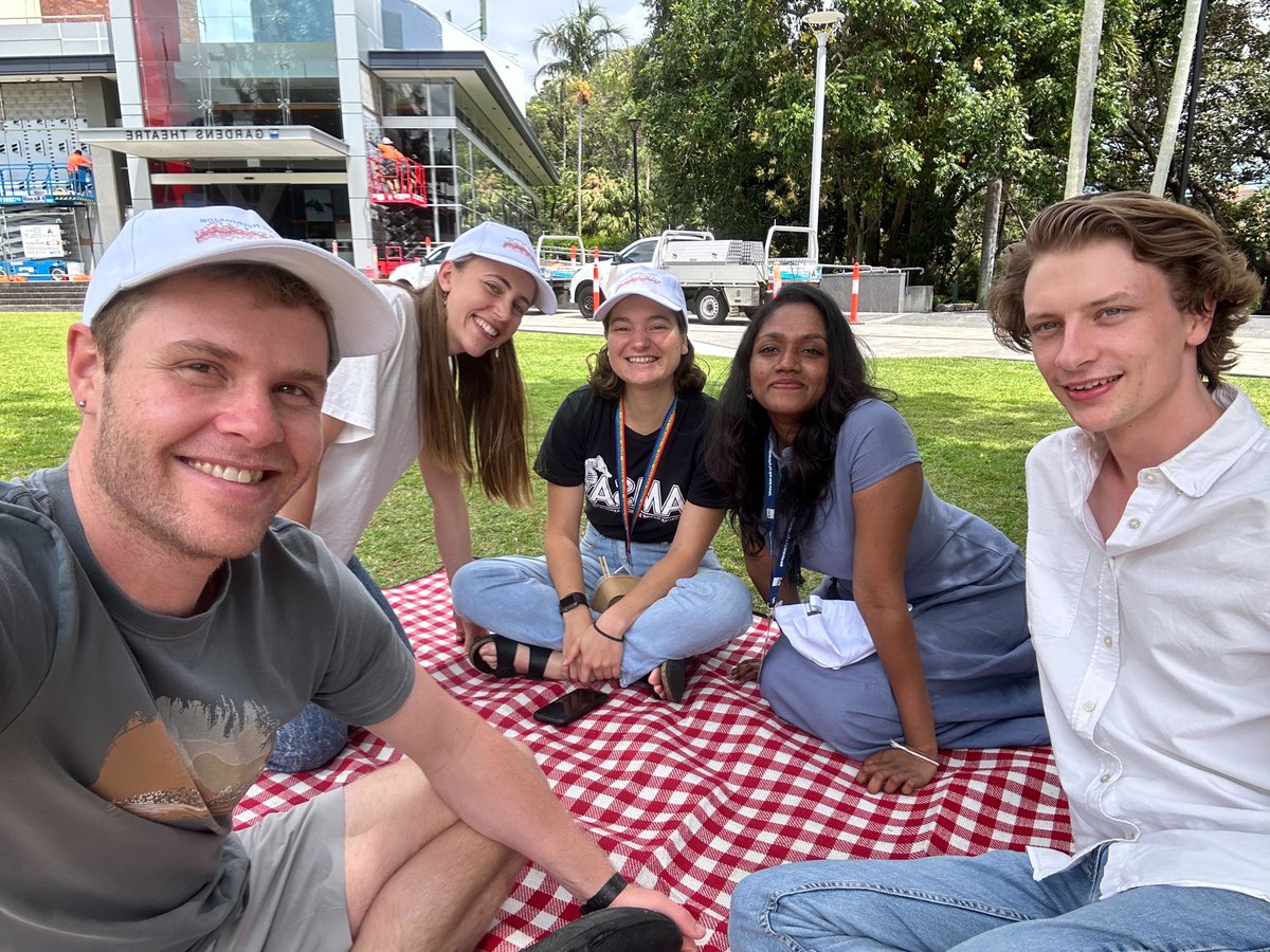 Silly hats, a silly picnic, and 5 people who are no longer doing silly statistics 💃

Stoked to finish <a href="/rlmcelreath/">Richard McElreath 🐈‍⬛</a>'s Statistical Rethinking course, completing the 10-week course in a record-breaking 52 weeks! 

Taking suggestions for the next statistics/ecology course to tackle