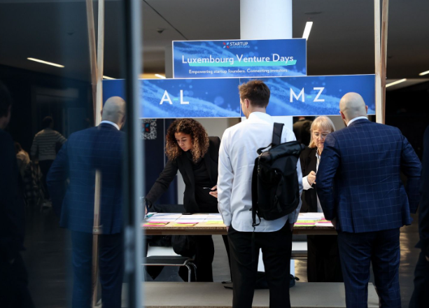 Luxinnovation's tweet photo. What a busy day ahead with several events on the agenda! 🔆
- #WoodForumCluster 2023
- #LuxembourgVentureDays Day 2!
- #Fit4Start #14 will be announced after two days of intense #pitching.

Good luck to all! 🤓🚀
Check our upcoming events here ⬇️
https://t.co/M6emskaKbA https://t.co/S0ZyzaBxCN