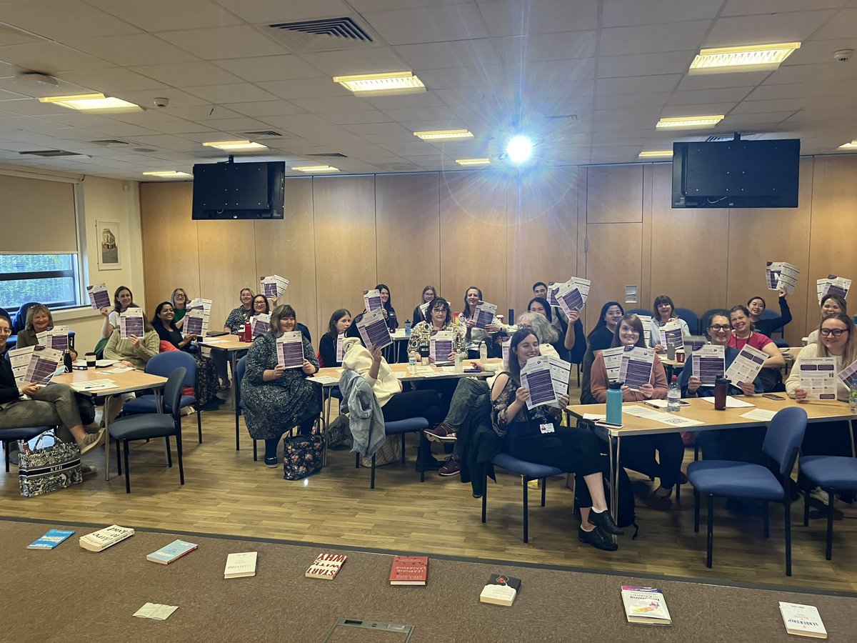 So excited to speak to some of our leaders this morning about @UHDBTrust staff survey! What a great bunch they are - about to dive into their @UHDB_OD leadership and management course.