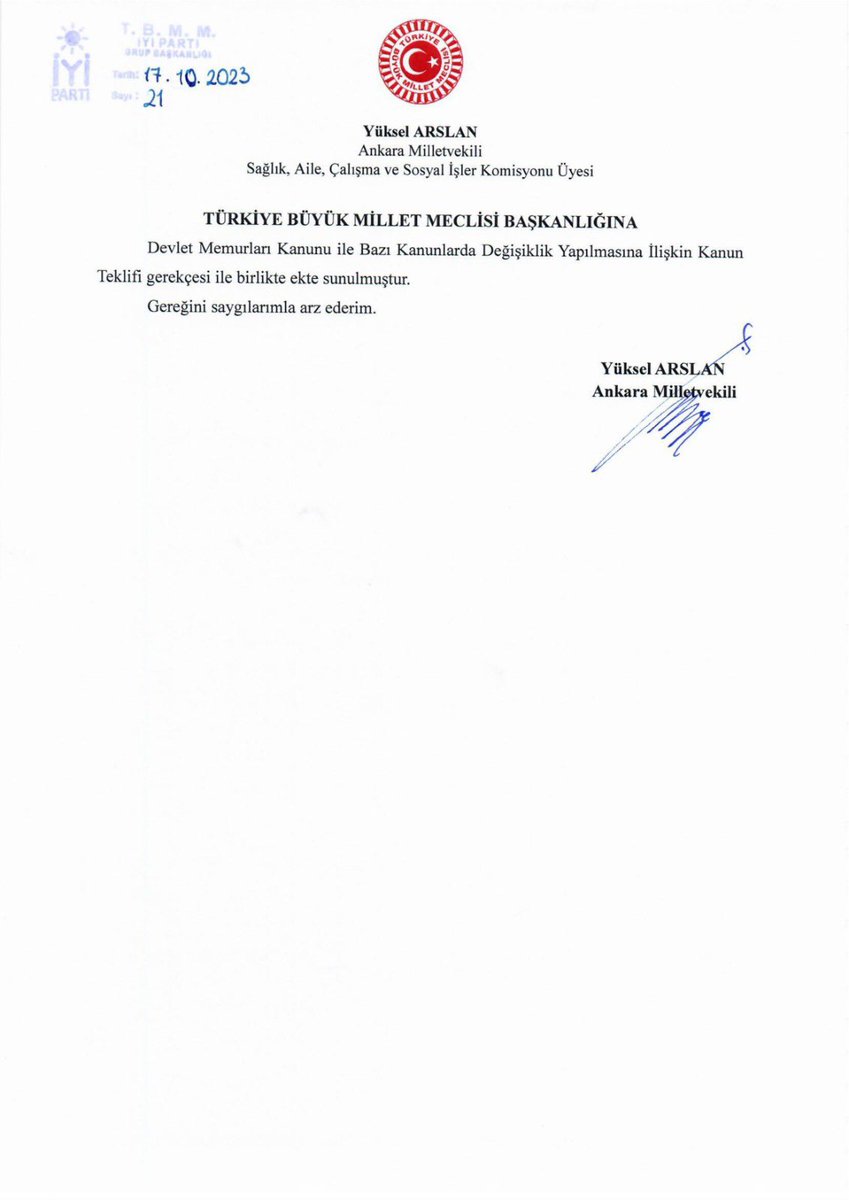 ArslanYuksel06's tweet photo. 657 sayılı Devlet Memurları Kanunu'nun 36. maddesi ile sağlık hizmetleri sınıfına dahil edilen Veteriner Hekimlerimizin; 

✔️657 sayılı Devlet Memurları Kanun’un 152. maddesinin 2. fıkrasında yer alan “Özel Hizmet Tazminat” oranlarından faydalanmasına ve sağlık çalışanları olarak kapsam dışı bırakılmamasına, 

✔️8/6/1949 tarihli ve 5434 sayılı Türkiye Cumhuriyeti Emekli Sandığı Kanun’u Ek Madde 84 (Ek: 26/7/2018-7146/4 Md.) ile tabipler ile diş hekimlerinin kadro ve pozisyonları esas alınarak emekli, adi malullük veya vazife malullüğü aylıklarına ilave ödeme hakkı verilirken yine Veteriner Hekimler kapsam dışı bırakılmıştır. Eşit işe eşit ücret ilkesi gereği söz konusu mağduriyet giderilmesine,

✔️Yine Veteriner Hekimlerimizin 74 yıl boyunca almış oldukları 60 günlük “Fiili Hizmet Süresi Zammı” Anayasa Mahkemesi'nin 2006/111 esas ve 2006/112 sayılı ve 15.12.2006 günlü Karar'ı ile iptal edilmiştir. 60 günlük “Fiili Hizmet Süresi Zammı”nın Veteriner Hekimlerimize yeniden verilmesine, ilişkin 

“Kanun Teklifimizi” Gazi Meclisimize verdik. 

“Eşitlik” ve “Sosyal Hukuk Devleti” ilkesinin gereği olarak Veteriner Hekimlerimizin mağduriyeti giderilmelidir. Bu Anayasal bir haktır.