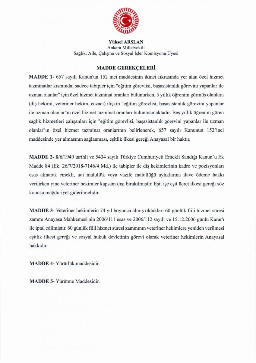 ArslanYuksel06's tweet photo. 657 sayılı Devlet Memurları Kanunu'nun 36. maddesi ile sağlık hizmetleri sınıfına dahil edilen Veteriner Hekimlerimizin; 

✔️657 sayılı Devlet Memurları Kanun’un 152. maddesinin 2. fıkrasında yer alan “Özel Hizmet Tazminat” oranlarından faydalanmasına ve sağlık çalışanları olarak kapsam dışı bırakılmamasına, 

✔️8/6/1949 tarihli ve 5434 sayılı Türkiye Cumhuriyeti Emekli Sandığı Kanun’u Ek Madde 84 (Ek: 26/7/2018-7146/4 Md.) ile tabipler ile diş hekimlerinin kadro ve pozisyonları esas alınarak emekli, adi malullük veya vazife malullüğü aylıklarına ilave ödeme hakkı verilirken yine Veteriner Hekimler kapsam dışı bırakılmıştır. Eşit işe eşit ücret ilkesi gereği söz konusu mağduriyet giderilmesine,

✔️Yine Veteriner Hekimlerimizin 74 yıl boyunca almış oldukları 60 günlük “Fiili Hizmet Süresi Zammı” Anayasa Mahkemesi'nin 2006/111 esas ve 2006/112 sayılı ve 15.12.2006 günlü Karar'ı ile iptal edilmiştir. 60 günlük “Fiili Hizmet Süresi Zammı”nın Veteriner Hekimlerimize yeniden verilmesine, ilişkin 

“Kanun Teklifimizi” Gazi Meclisimize verdik. 

“Eşitlik” ve “Sosyal Hukuk Devleti” ilkesinin gereği olarak Veteriner Hekimlerimizin mağduriyeti giderilmelidir. Bu Anayasal bir haktır.