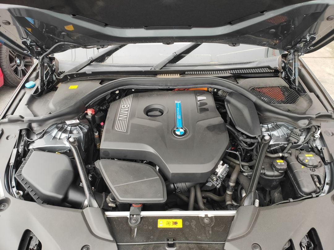 propelauto's tweet photo. 2017' BMW G30 530e B48X iPerformance Engine &amp; Electrical Parts available #forsale 

Grabbers!! Text us &amp; Adopt spares for your 530e car🤗✍

#G30 #Electric #engine #b48x #530e #LongblockEngine #SGcars #ExportEngine #BMW #530engine #G30Block #PropelAuto #EngineSeller #Stockist #SG https://t.co/fEK68HQkb3