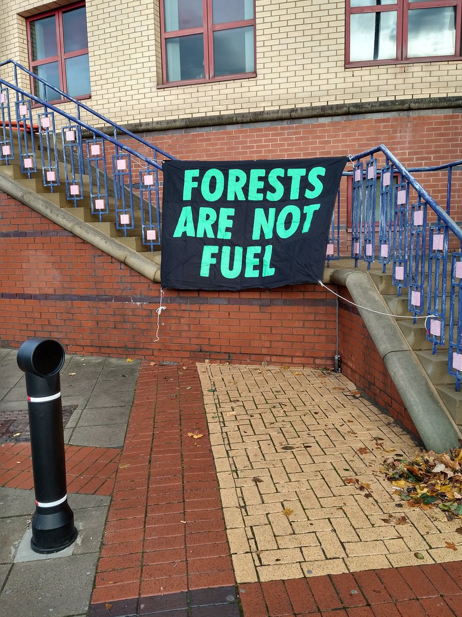 #Forestsarenotfuel
#BigBadBiomass 
@Barclays 
@HSBC_UK 
@GoldmanSachs