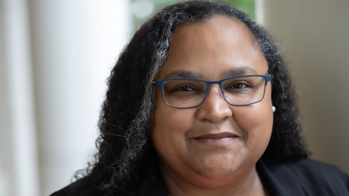 ‘Climbing up the academic ladder is difficult for anyone, but it is especially difficult for student parents with few resources. Read the full #SciMomJourney from <a href="/drstarbird/">Dr. Chrystal Ama Starbird PDB Depositer</a>  mom of 3 and assistant prof. 

mothersinscience.com/journeys/chrys…

<a href="/Momademia/">Academic Mom, PhD</a> 
#womeninSTEM  #STEMMoms