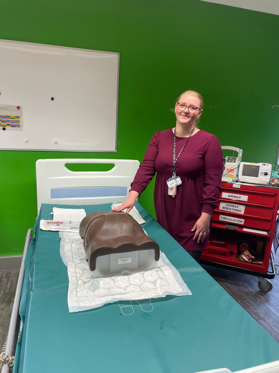 Shannon is out and about today teaching IMT doctors how to perform an ascitic tap and paracentesis #teamliver <a href="/Rocket_Medical/">Rocket Medical</a> <a href="/shanlewisx/">Shannon Lewis</a> <a href="/jesstaylor0109/">Jessica Taylor</a> <a href="/UHNM_NHS/">UHNM NHS Trust 🏥</a>