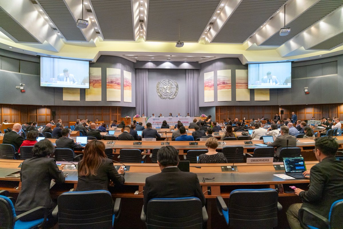 UNESCAP's tweet photo. 🌍Today at #APEF3, ministers discussed how the Regional Road Map for Power System #Connectivity, especially Strategies 7 & 9, could contribute to the development of national plans & strategies for cross-border connectivity initiatives & increased alignment with #SDGs. https://t.co/9HcjRcoDaW