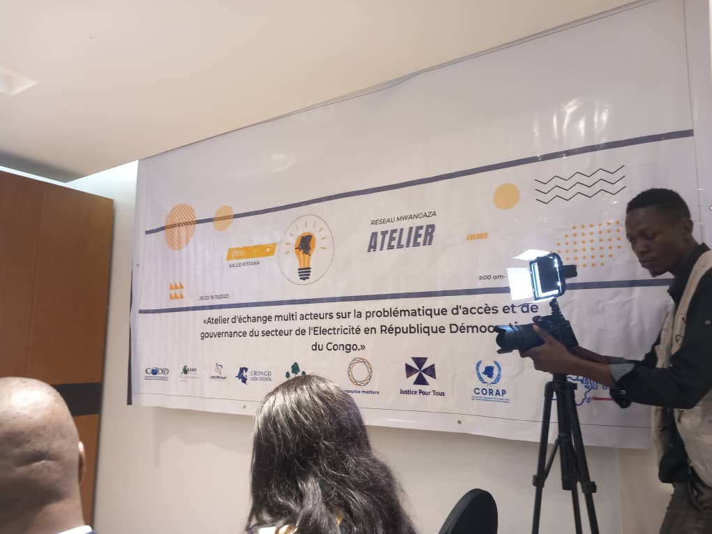 1/3 #RDC: Le Réseau Mwangaza vient de lancer l’atelier d’échange multi acteurs sur la problématique de la gouvernance du secteur de l’électricité en RDC