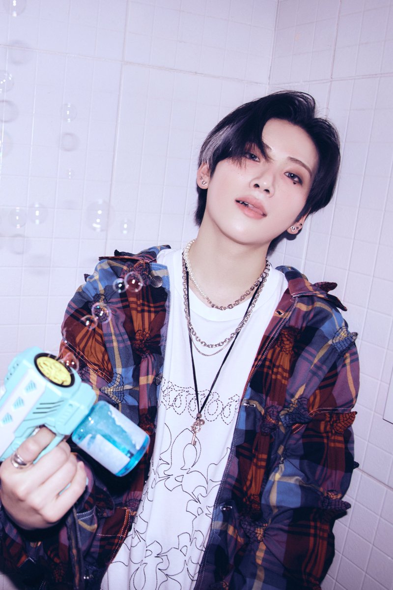 YX LABELS tweet media