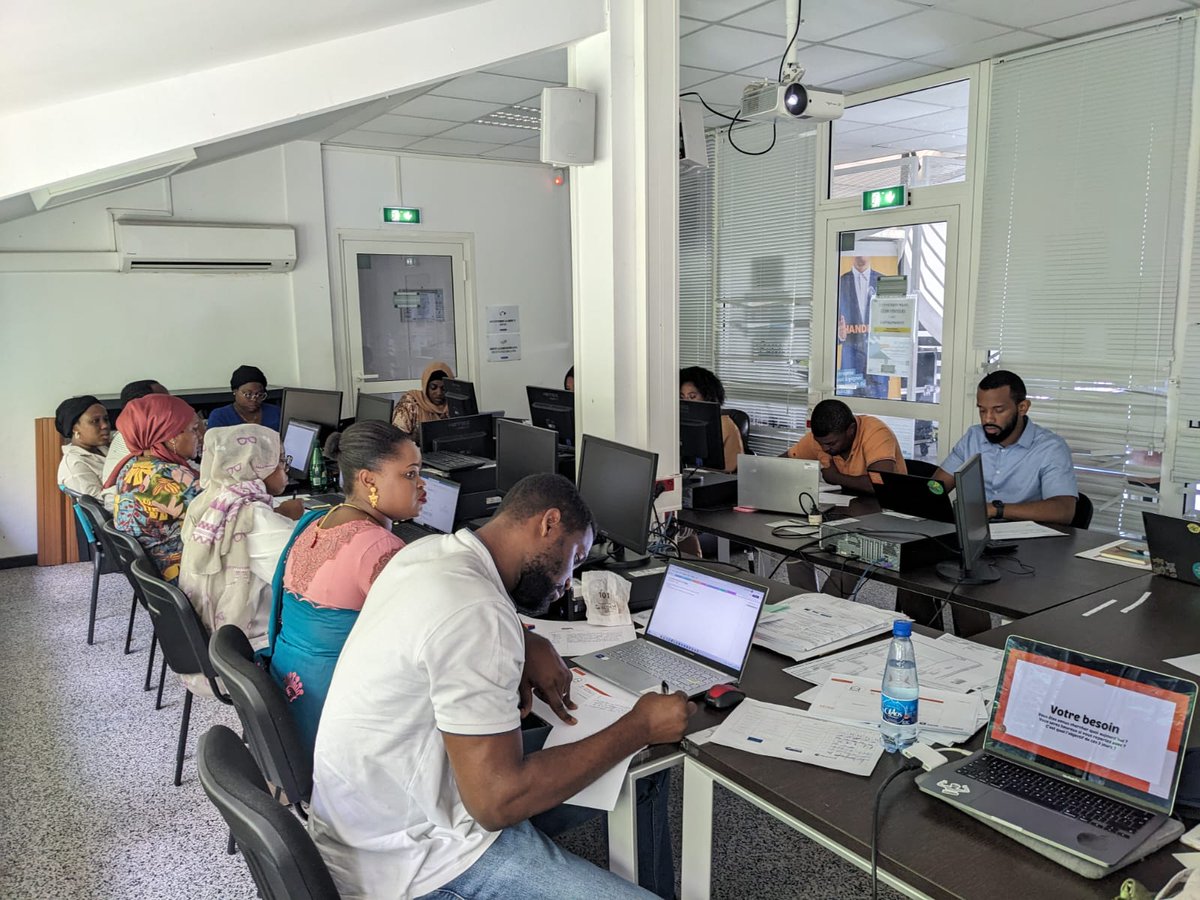 AdimMayotte's tweet photo. #retoursformationKedge 
Notre partenariat avec Kedge Business School avance ! La semaine dernière, formation intensive de 3 jours pour renforcer nos compétences et lancer les programmes #HOTSPOT et #CONNECTOR. Merci à tous ! #InnovationMayotte https://t.co/bI3nCicEp1