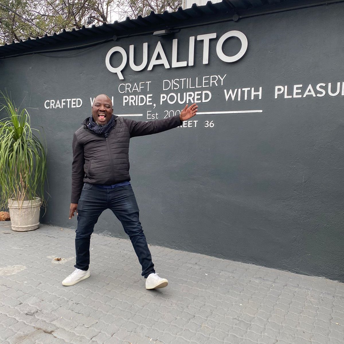 Sipping our way through the best of the distillery world 🥃 Join us for a tasting experience like no other! #DistilleryTasting #Cheers #kequalito 🍸