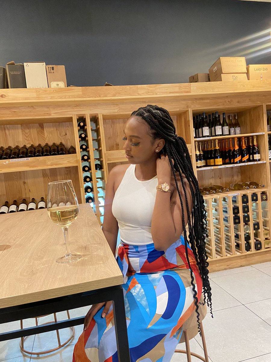 Destiny Daniels (@thetalebegins) on Twitter photo 