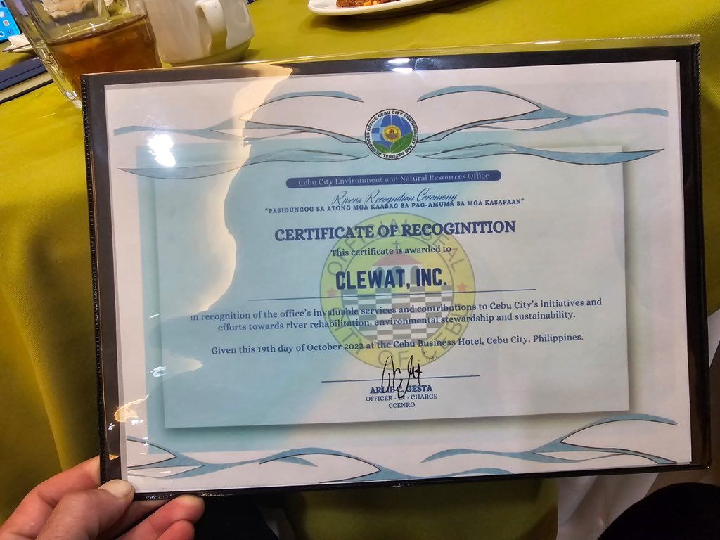 River Recognition Ceremony held at Cebu Business Hotel.

Cebu City Environment and Natural Resources Office gave us Certificate of Recoginition for our efforts towards river rehalibitation👏🏼

#clewatco #philippines #savigntheseas #rivers #cebu #marinelitter