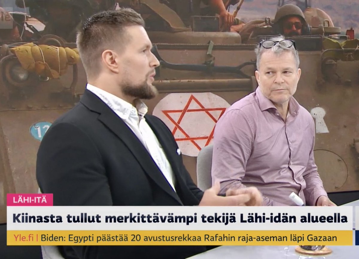 Bruno Jäntti kommentoi Palestiinaa, Israelia ja maailmanpolitiikkaa. Pääsin itsekin lausahtamaan jotain. Venäjän, Kiinan, Turkin, Iranin, Britannian ja Brasilian roolit nousivat esiin. #Ylenaamu-keskustelumme Totti Toivosen luotsaamana löytyy täältä: areena.yle.fi/1-67013266?utm…