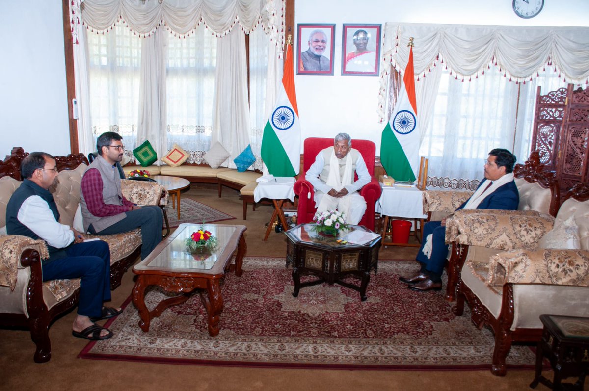 MeghalayaGov's tweet photo. Hon’ble Chief Minister of Meghalaya, Shri. @SangmaConrad yesterday paid a courtesy #CalledOn the Hon'ble Governor of Meghalaya, Shri. Phagu Chauhan Ji at Raj Bhavan, Shillong @DiprMeghalaya @CMO_Meghalaya (https://t.co/ogZYY9rOJ6) https://t.co/RPkExBLGSS