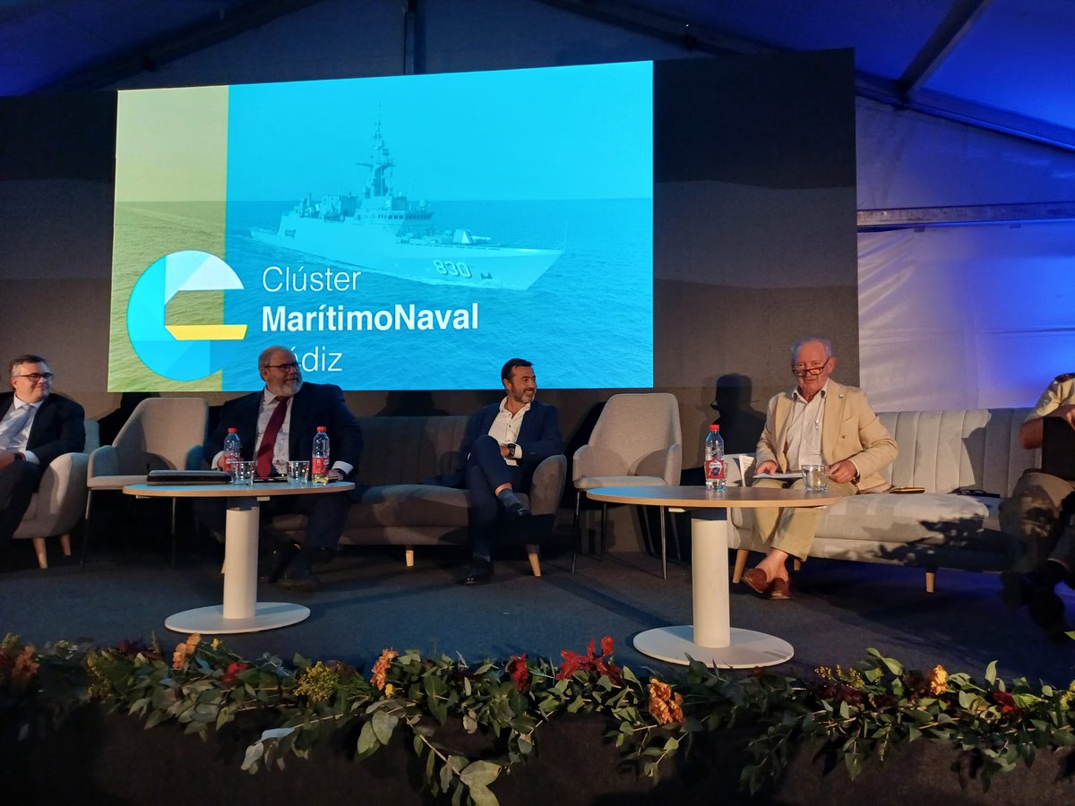 ClusterCadiz's tweet image. Gracias a @cetemet y @AndaluciaJunta por contar con nosotros para representar la visión de la #industrianaval andaluza ayer en la Jornada 'Oportunidades en el sector de la defensa para empresas tecnológicas e innovadoras' en #Córdoba.
📷 @NavantiaOficial @surcontrol