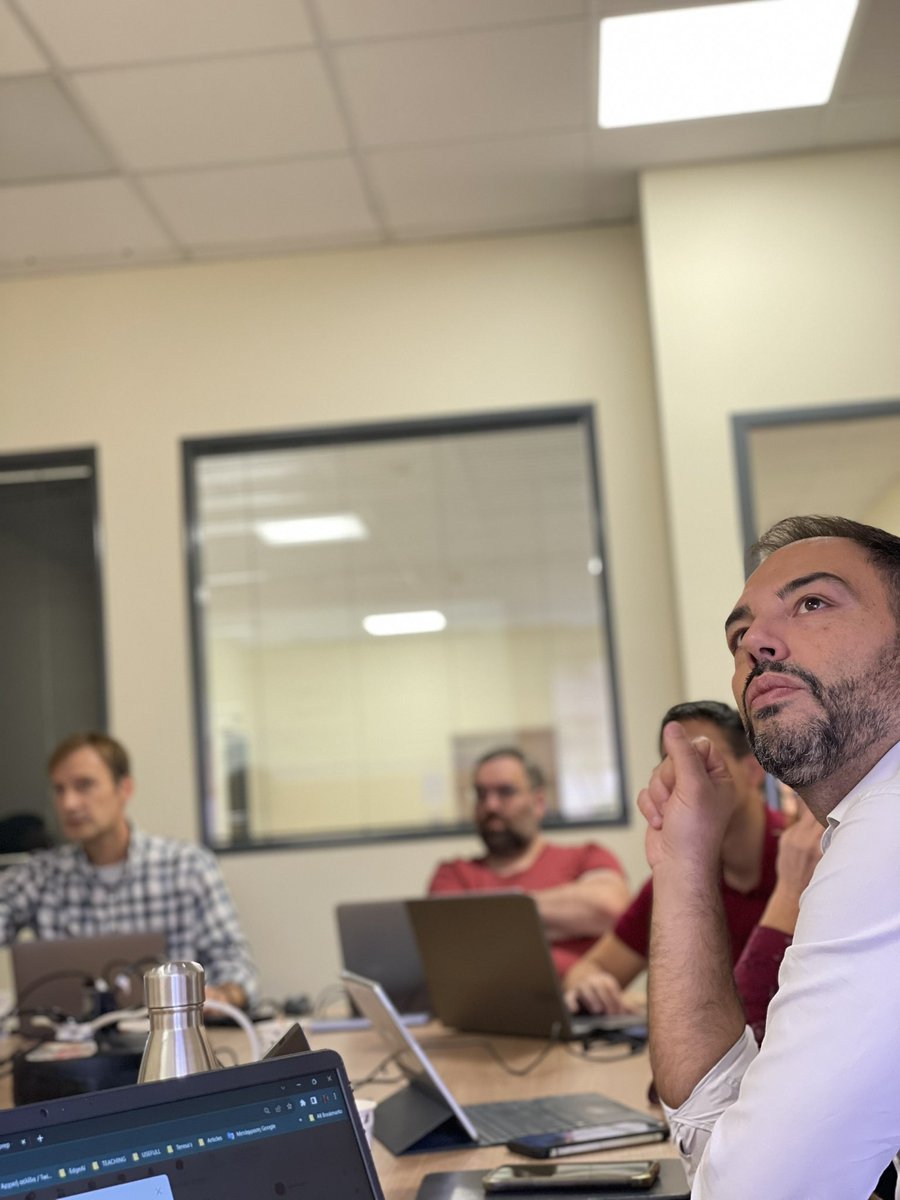 🎉 Partners have gathered together for the final review meeting of #TEACHINGH2020 ! 

Final review meeting will take place in Athens, Greece and hosted by our partner Harokopio University of Athens 👏🏻

Preparations now for our rehearsal time!
#finalmeeting #h2020 #euprojects ✔️✔️