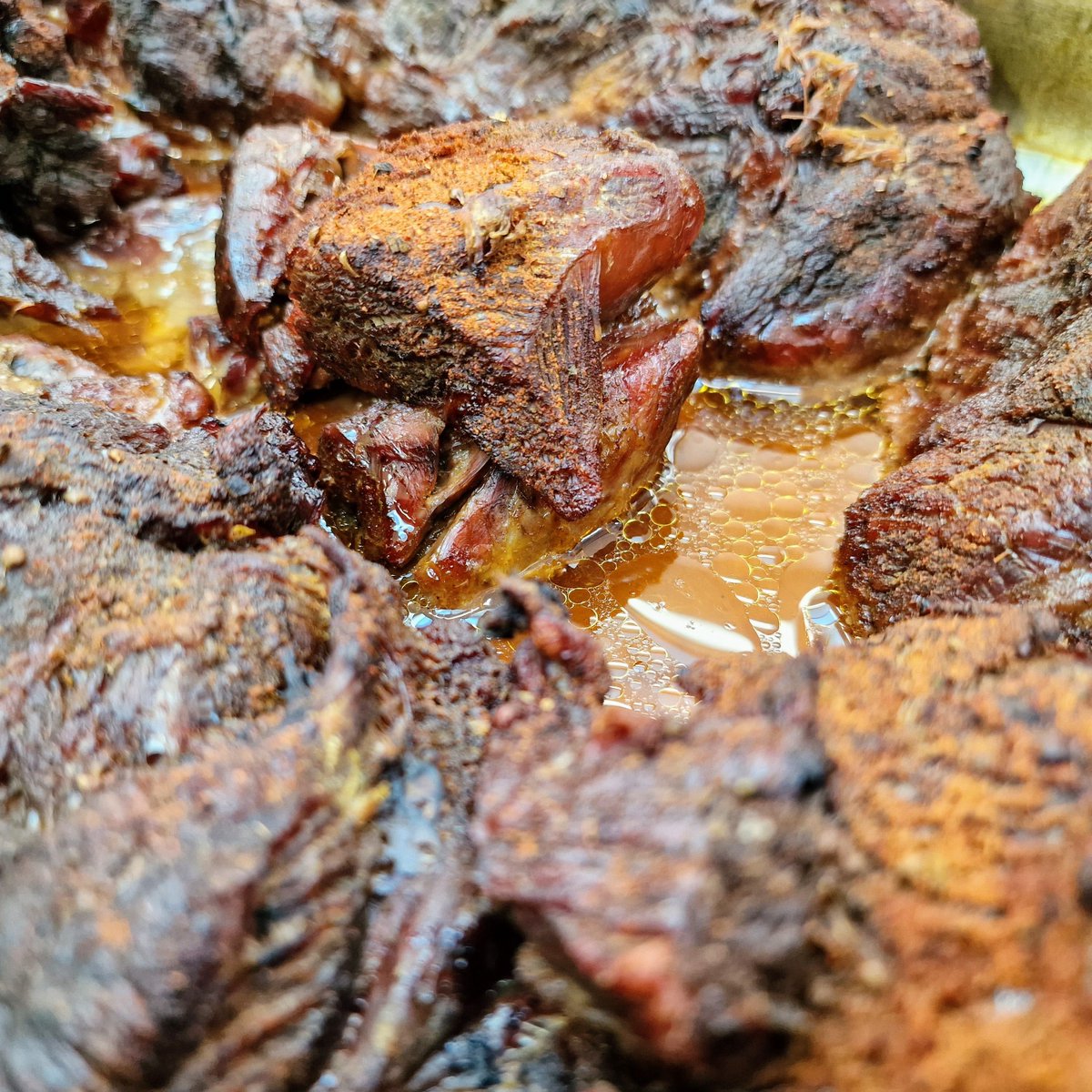 The Redshank tweet media