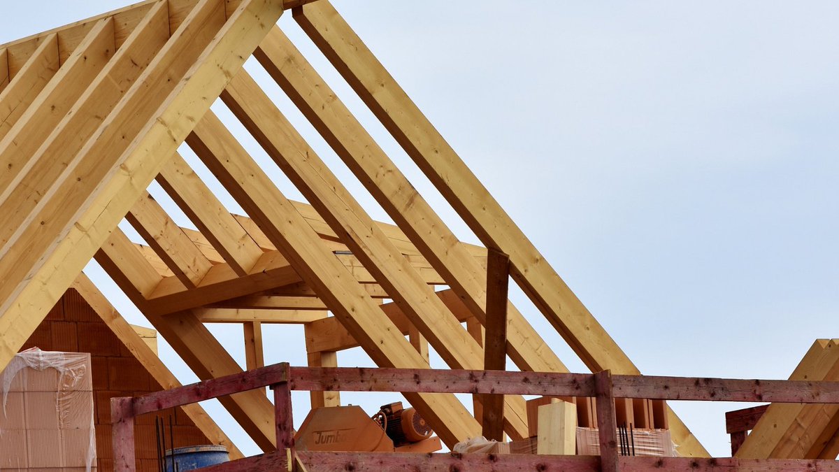 L'@UCLouvain_be organise, dès le 10 novembre prochain, la formation "Le bois dans la construction", en partenariat avec Hout Info Bois <a href="/HIB_FR/">Hout Info Bois</a> et Buildwise ! 👷Intéressé(e) ? Inscrivez-vous avant le 27 octobre 👉 uclouvain.be/prog-2023-bois…

#constructiondurable #bois #formation