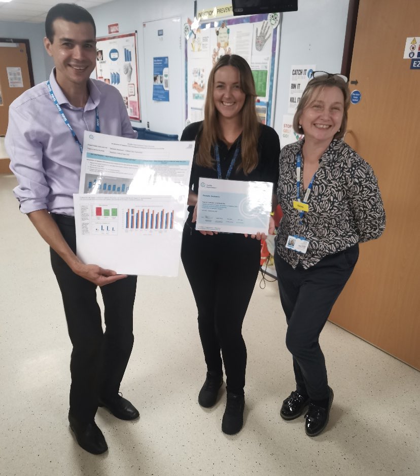 CriticalCareBas's tweet photo. Congratulations to Danielle - Critical Care Technician #BasildonCCU for her award winning project on improving
standards, reducing costs, and the incidence of CVC related blood infections with CHG dressings. π
@SujaGeorge08 @MSEImprovement https://t.co/LDKFWqUAov