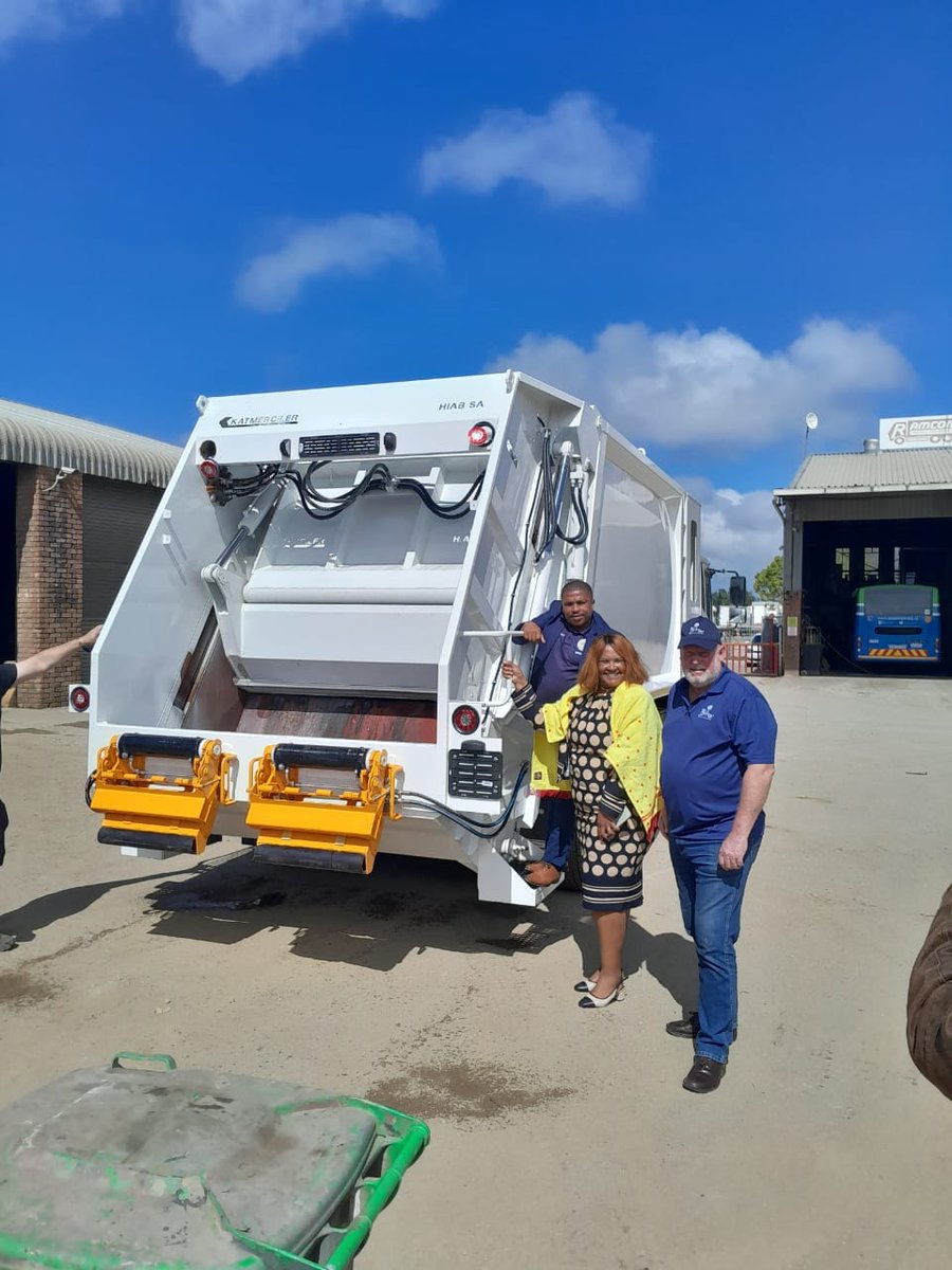 bitou_muni's tweet image. MEDIA RELEASE | Some of the service delivery challenges experienced by Bitou attributed to its aging fleet will soon be a thing of the past. 

#BitouServiceDelivery #BitouFleet 

Read more here : bitou.gov.za/node/1267