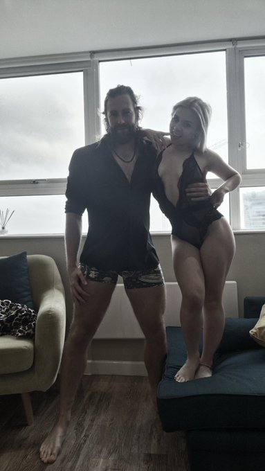 Coming soon... Big meets small, I got to work with this 4'10" superstar. @ellieshou https://t.co/Ply