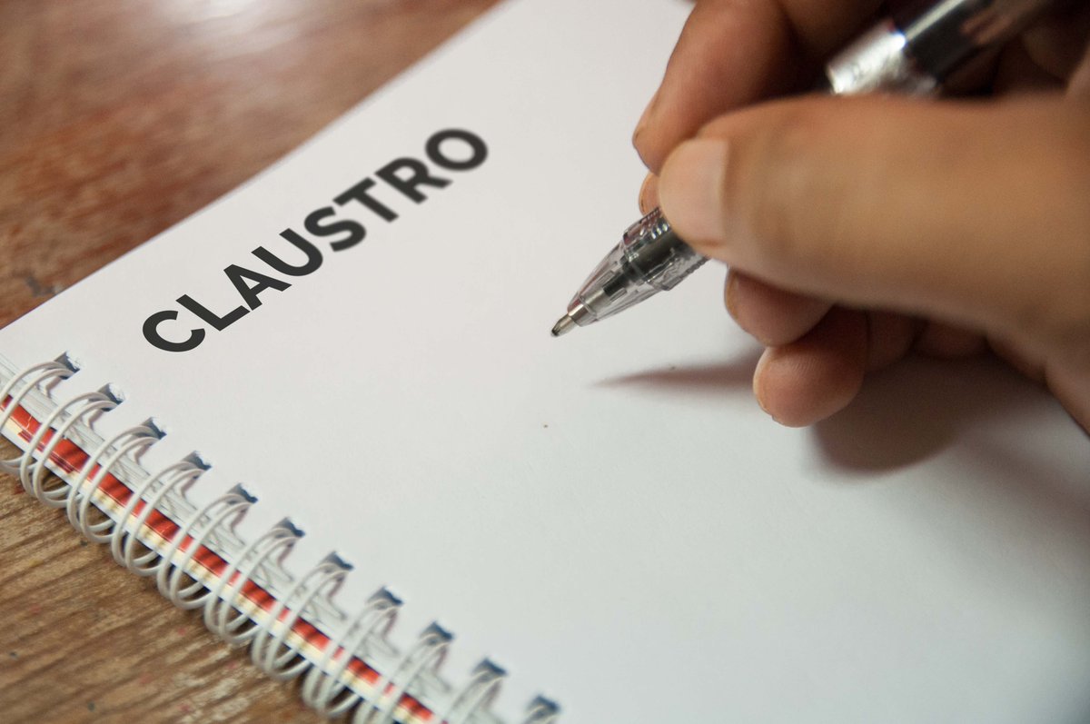 unisevilla's tweet photo. Sigue #EnDirecto la sesión de hoy del #ClaustroUS

📺 https://t.co/54lHEgEds8
➡ Más info: https://t.co/vqRD2E4BD9 https://t.co/ICIuNopUVO