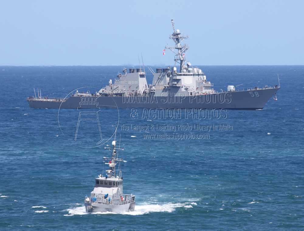 #ArmedForcesofMalta (#AFM) #PreotectorClass #PatrolCraft #P51 #escorting #DDG58 #USS_LABOON #entering #grandharbourmalta - 01.09.2010  - maltashipphotos.com - NO PHOTOS can be used or manipulated without our permission @USNavy @WarshipCam @WarshipPorn @WarshipsIFR