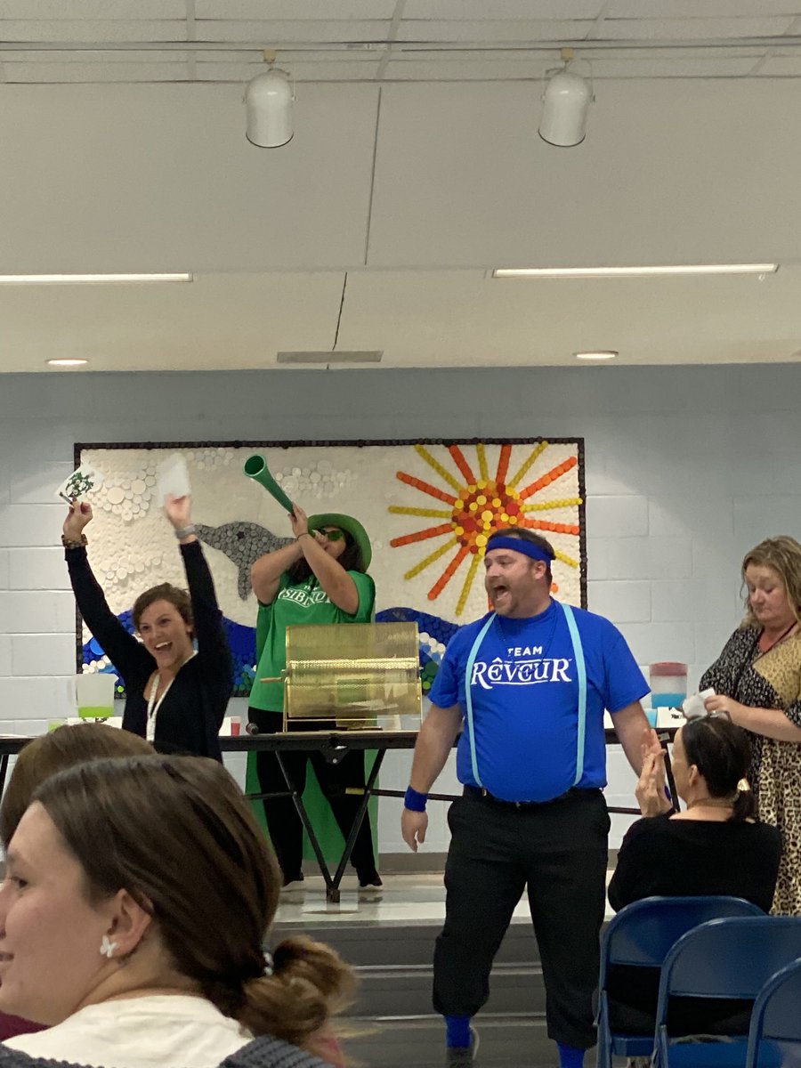 Great day yesterday at @Union_Elem! Staff were introduced to the @ronclarkacademy House System and sorted! Thanks @ChocoPrimary & @DaleColeNCPOY for the inspiration! #herewegrow #wearedamily #welcometomyhouse