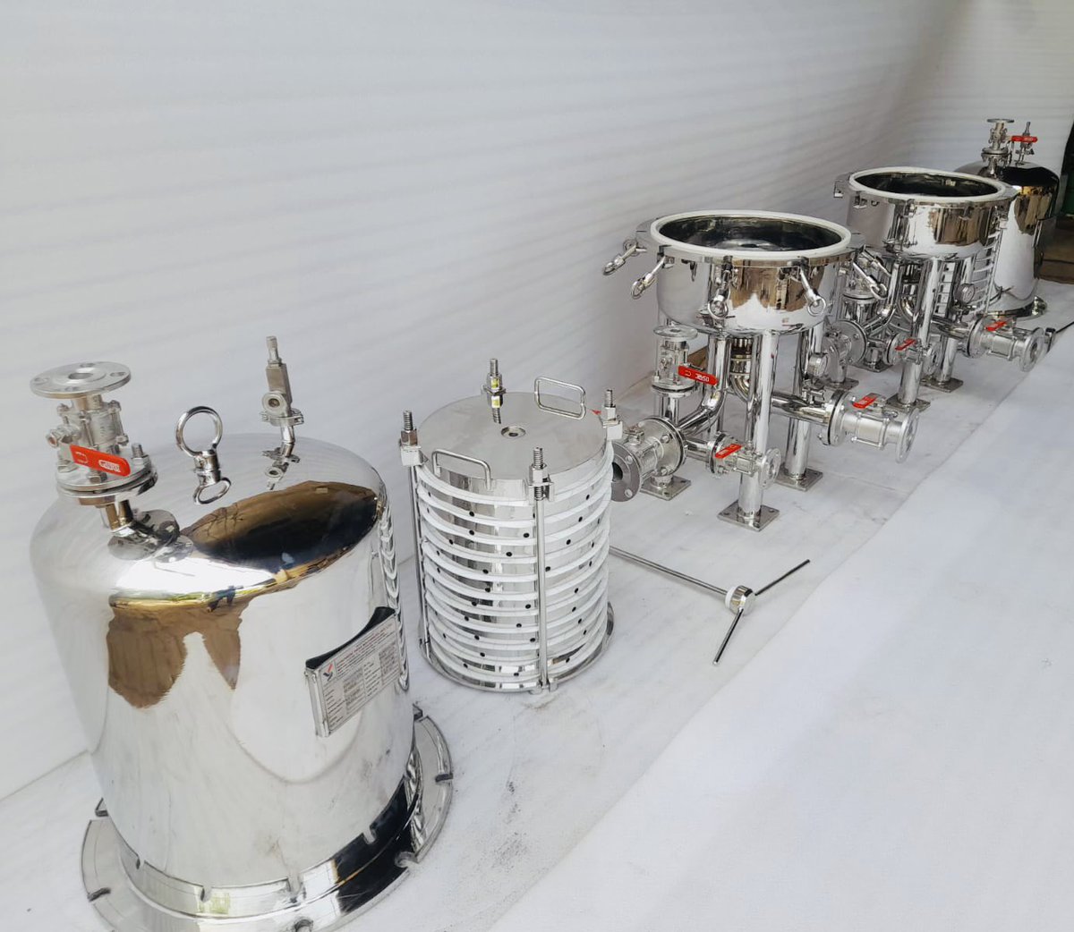 Synovatic's tweet image. SS316 Sparkler Filter | Halar Coating Sparkler Filter | PFA Coating Sparkler Filter | Tefzel Coating Sparkler Filter | ETFE Coating Sparkler Filter  | Non- Mettalic Sparkler Filter | Solid PTFE/PP Plates Sparkler Filter
#Sparklerfilter #Synovaticindia #PFA #Halar #ETFE #coating