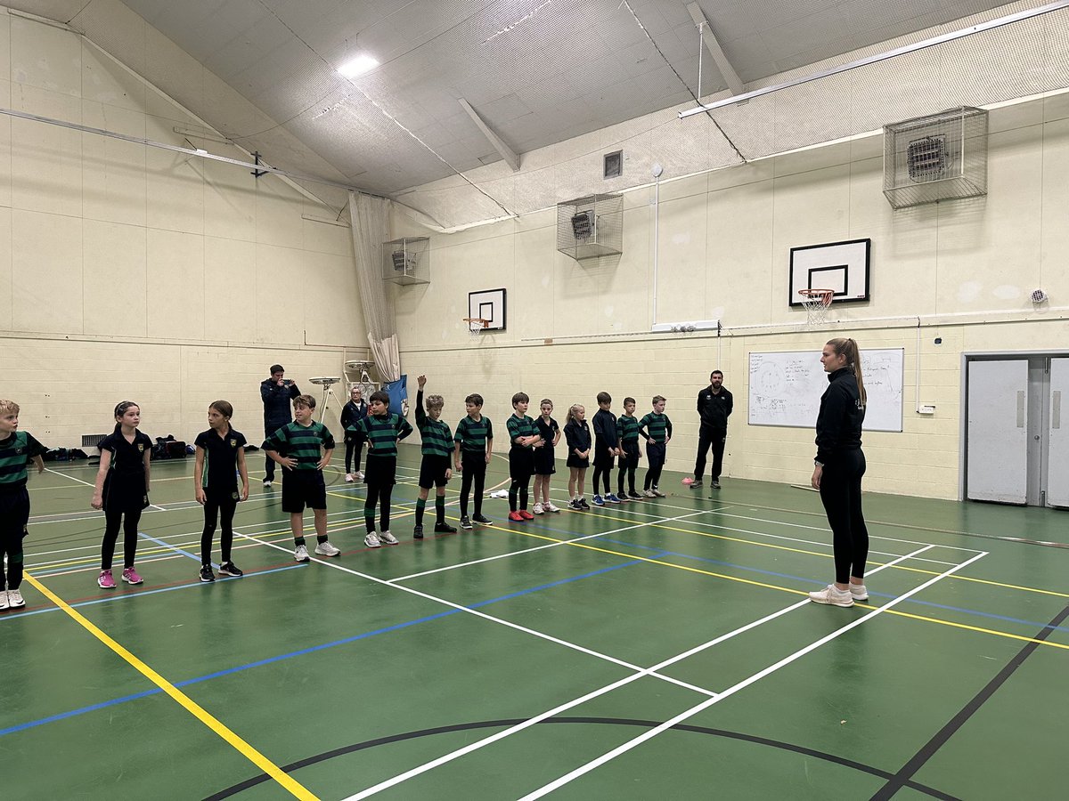 Great to welcome @aberdourschool @AberdourSport to @StJohnsSurrey yesterday for an action packed morning of @stjohnrugby @stjohnshockey @stjohnscricket @SJSFC @stjohnsnetball7 🦅💚🤍🏋️🏐🏑🏏🏉