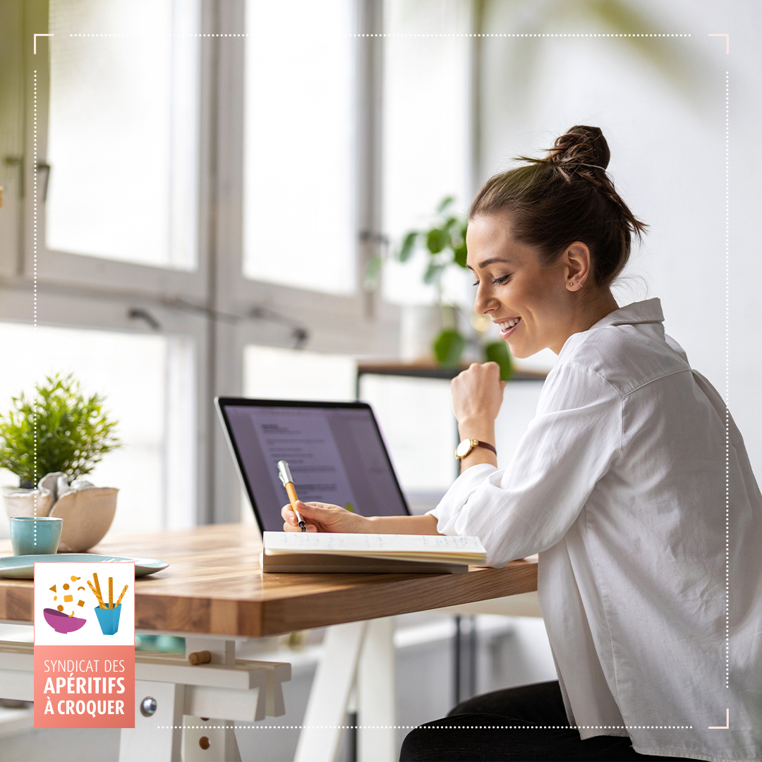 AperosACroquer's tweet photo. 👀 48 % de l'effectif de PepsiCoFrance est représenté par des #femmes, encouragé par le label GEEIS
👀 Kellogg's a signé un index obligatoire sur l'égalité des salaires en 2020
👀 Chez Intersnack, il y a une forte proportion d’emploi féminin à tous types de postes
#parité #emploi https://t.co/qZODawzxbw